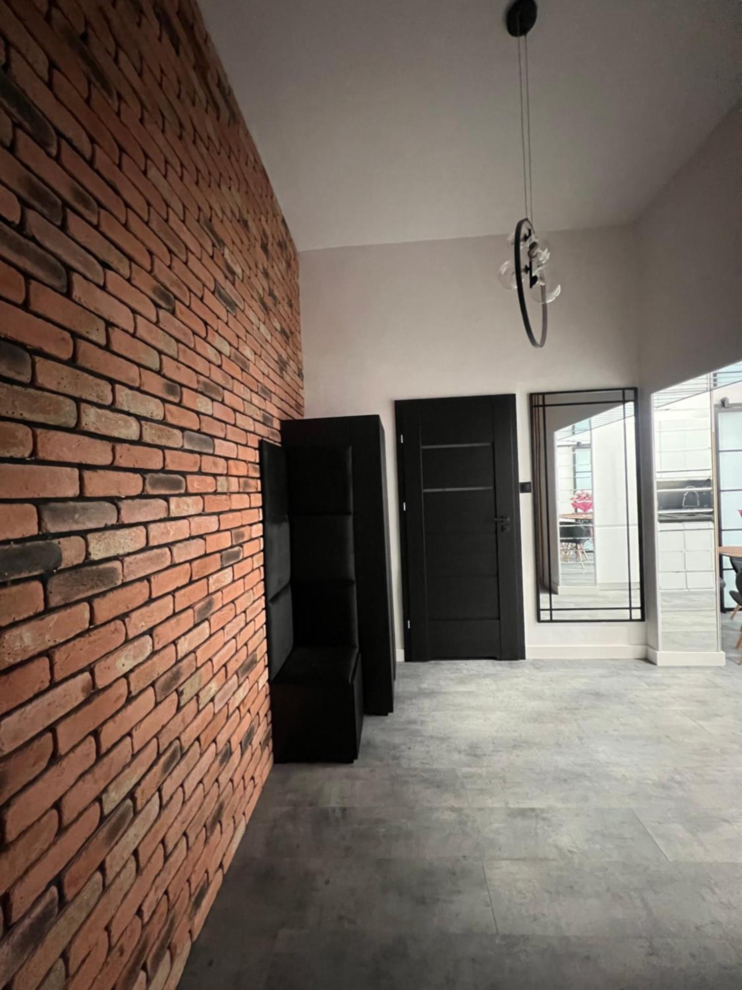 Loft W Centrum Z Jacuzzi Wroclaw Bagian luar foto