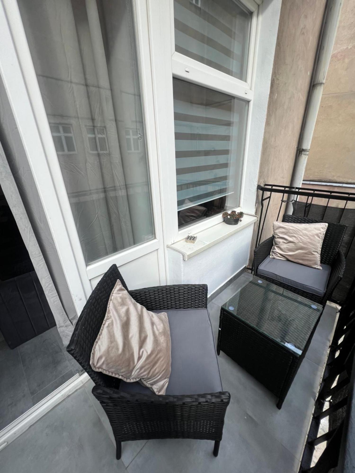 Loft W Centrum Z Jacuzzi Wroclaw Bagian luar foto
